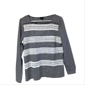 (NWOT) Talbot Women's Black and White Knit Top